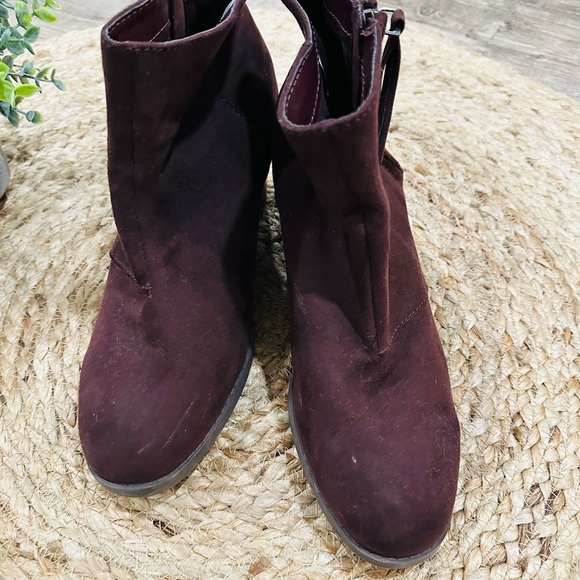 Old Navy Dark Purple Booties - Picture 4 of 11